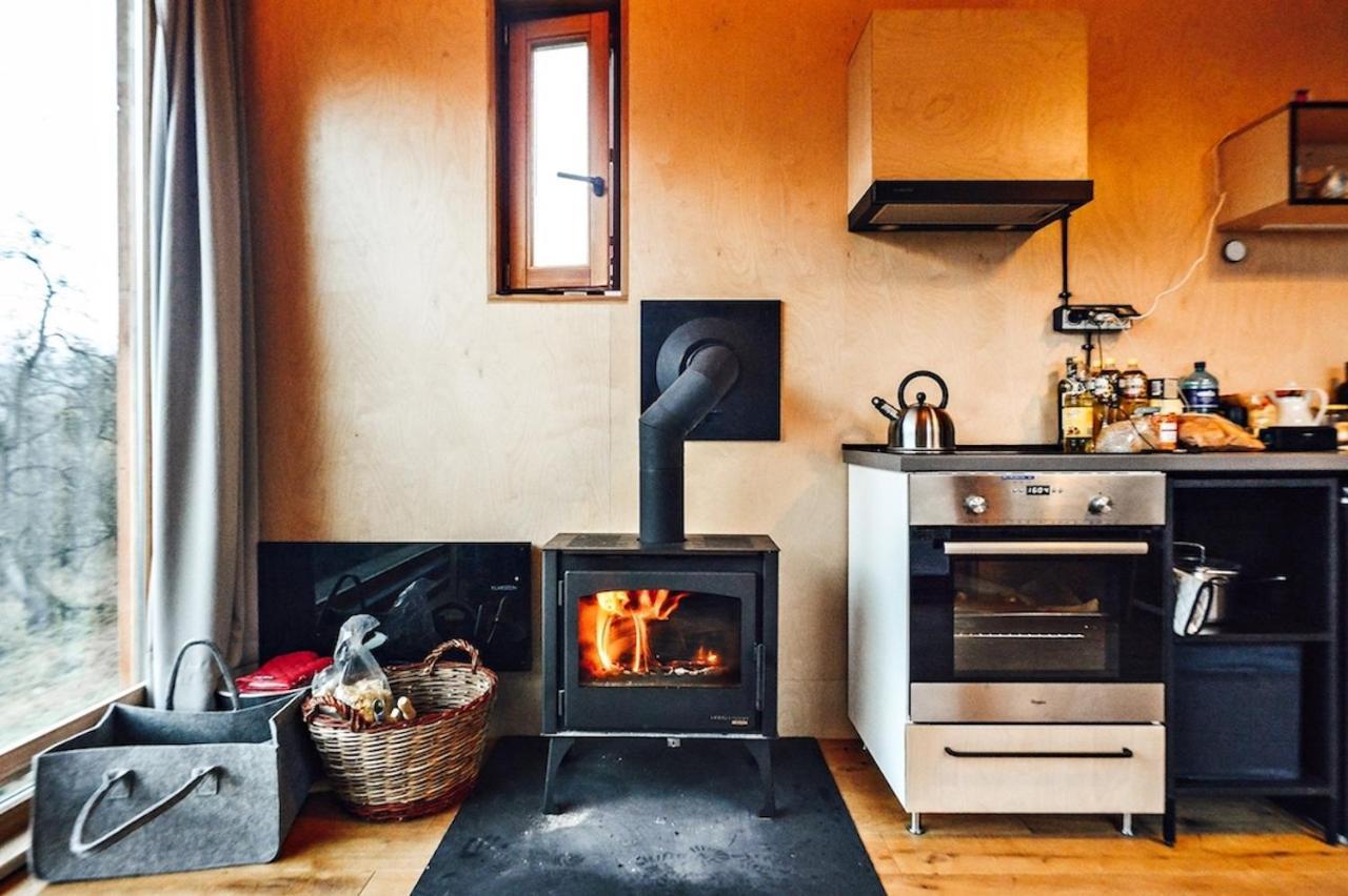 Tri Domky - Tiny Houses Depoltice ภายนอก รูปภาพ